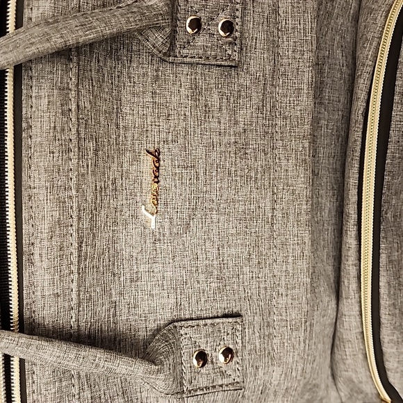 Lovevook Grey 15.6 Laptop bag with charging port - Picture 2 of 14